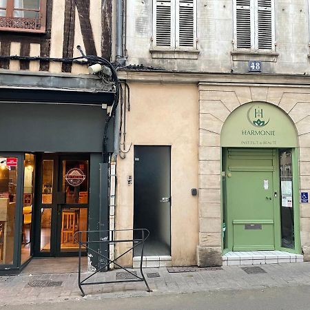 Appartement Complet Hyper Centre Auxerre Esterno foto
